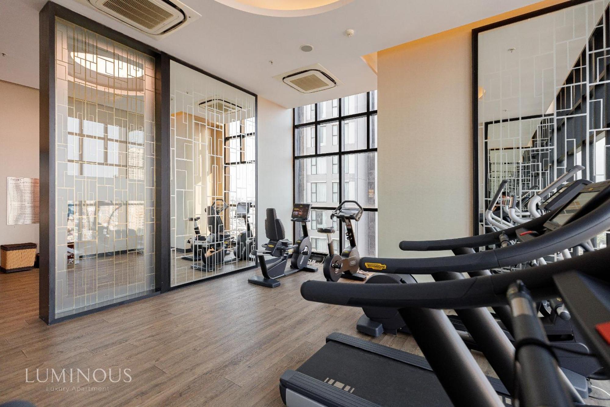 Exclusive 2-3 Bedroom Apartment In District 1 Free Pool Gym Sauna مدينة هوشي منه المظهر الخارجي الصورة