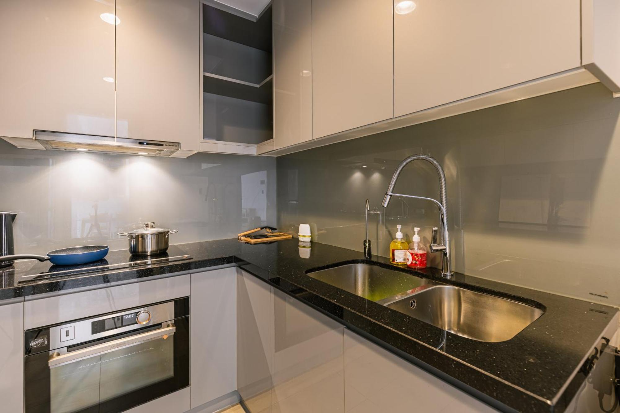 Exclusive 2-3 Bedroom Apartment In District 1 Free Pool Gym Sauna مدينة هوشي منه المظهر الخارجي الصورة