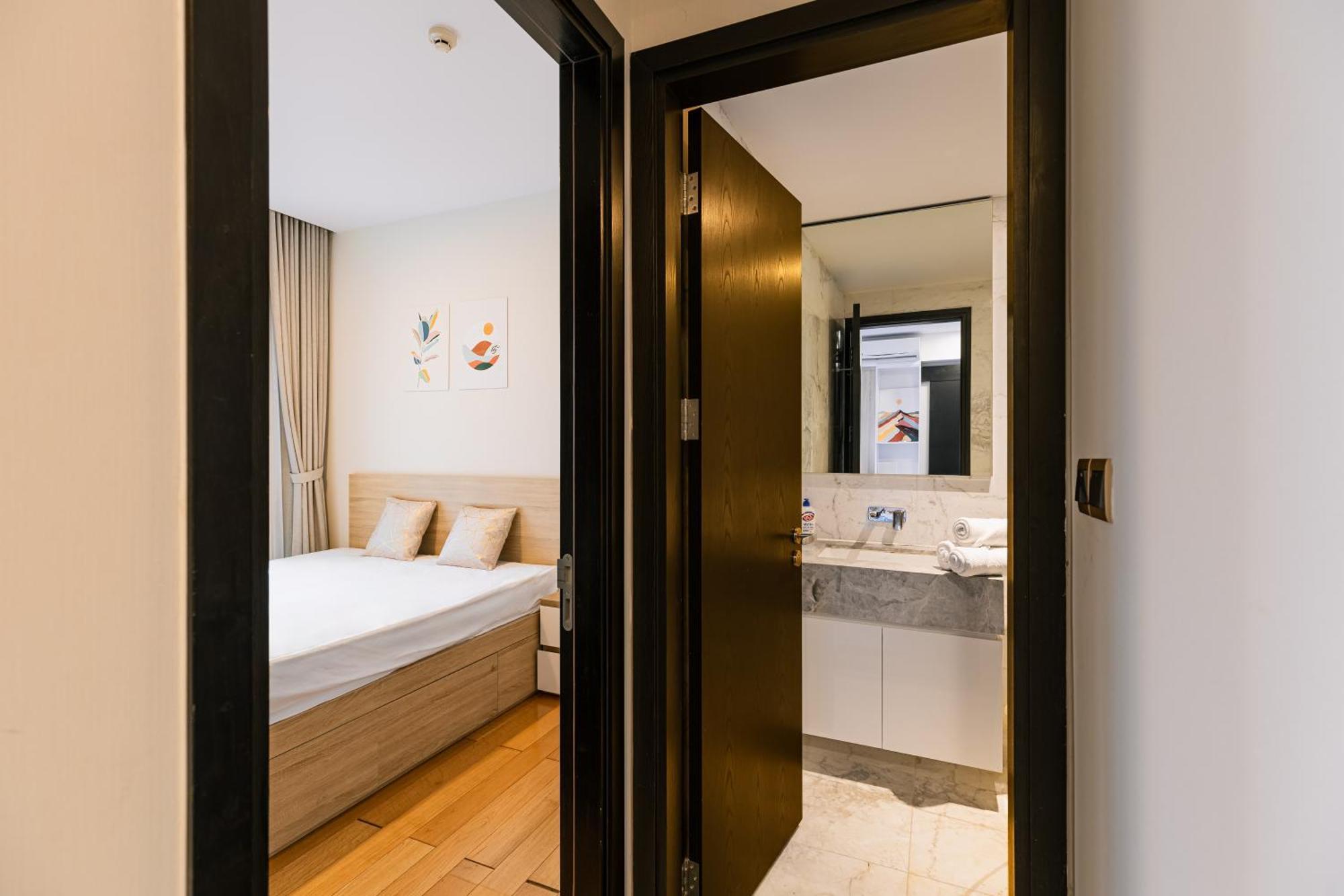 Exclusive 2-3 Bedroom Apartment In District 1 Free Pool Gym Sauna مدينة هوشي منه المظهر الخارجي الصورة