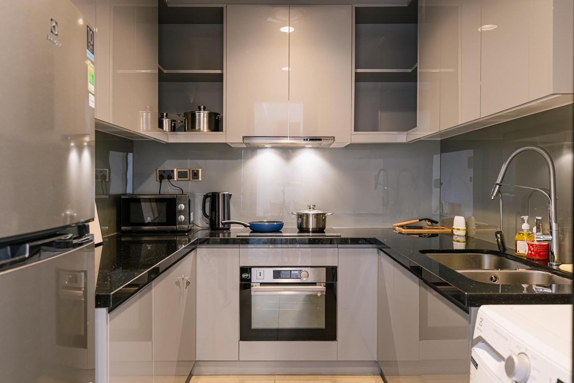 Exclusive 2-3 Bedroom Apartment In District 1 Free Pool Gym Sauna مدينة هوشي منه المظهر الخارجي الصورة